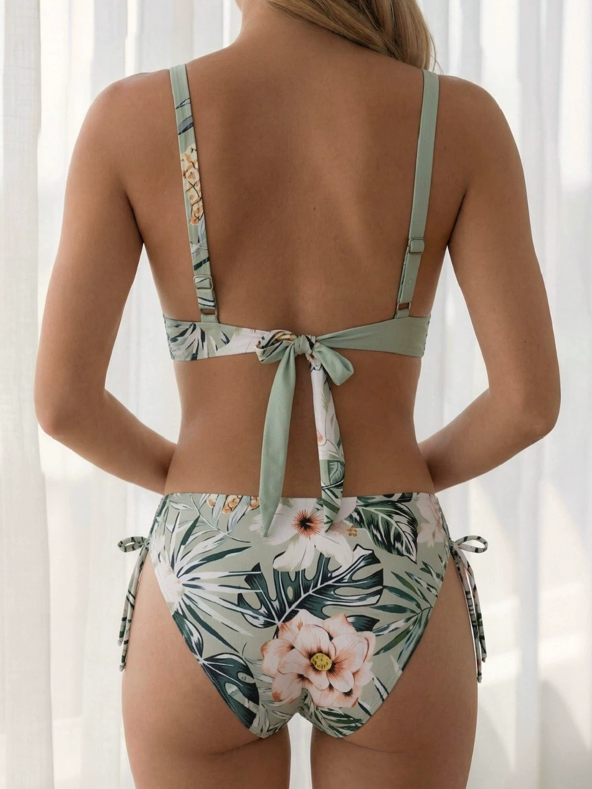 Women’s Twist Front Two Piece Tie Side Bikini Set