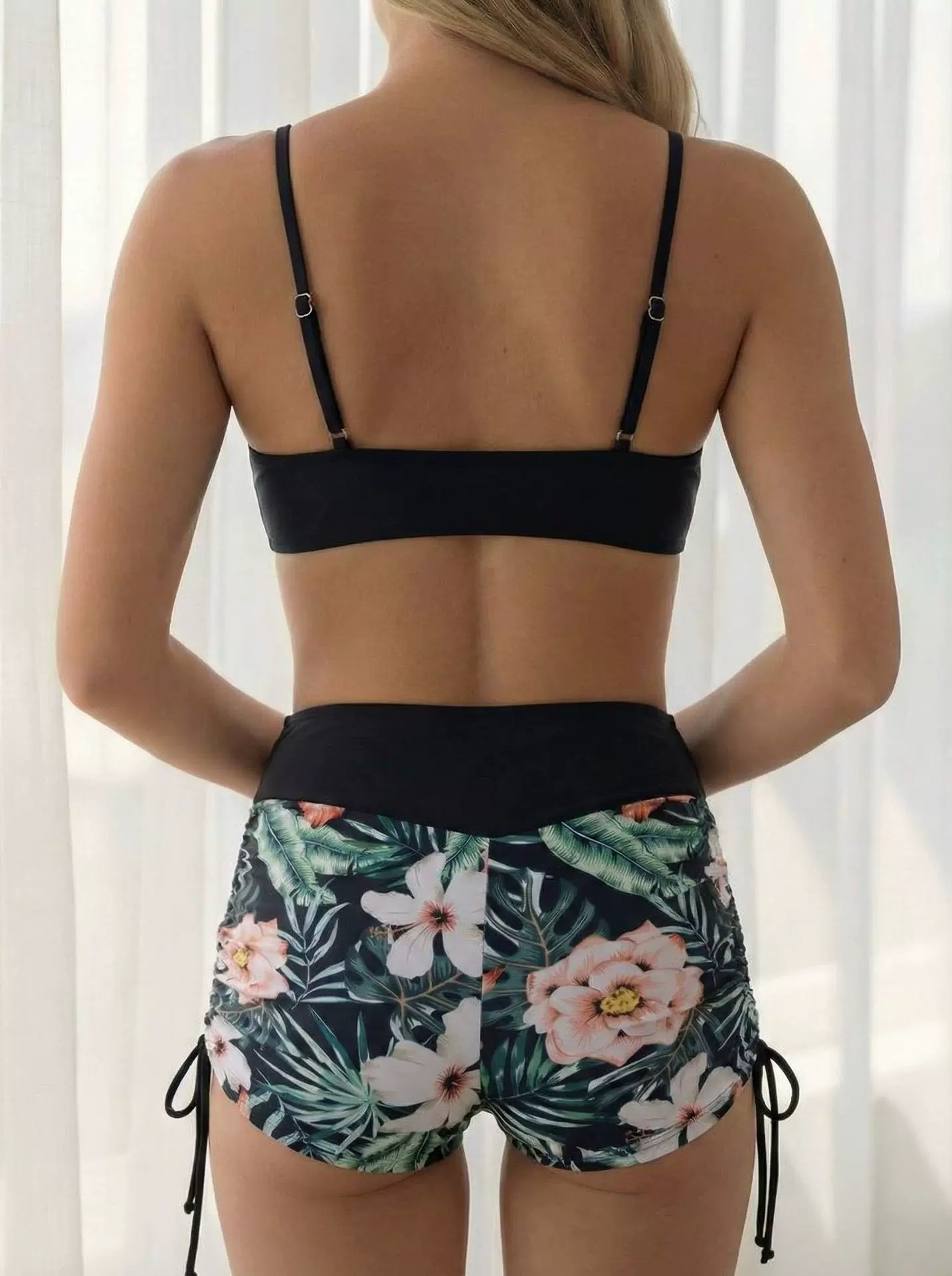 Women’s Ruched Tie Front Two Piece Bikini Shorts Set