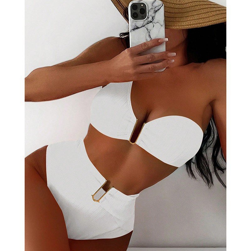 White U-neck