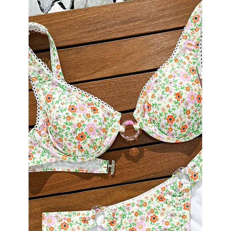 Scalloped Trim Bikini Set with Ring Details