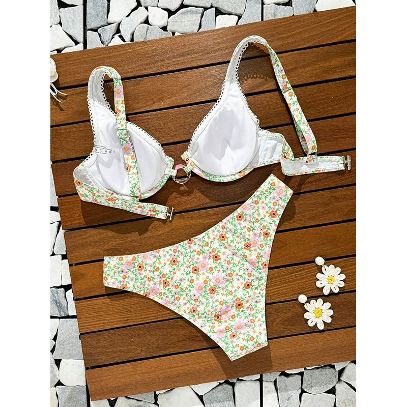 Scalloped Trim Bikini Set with Ring Details view 4
