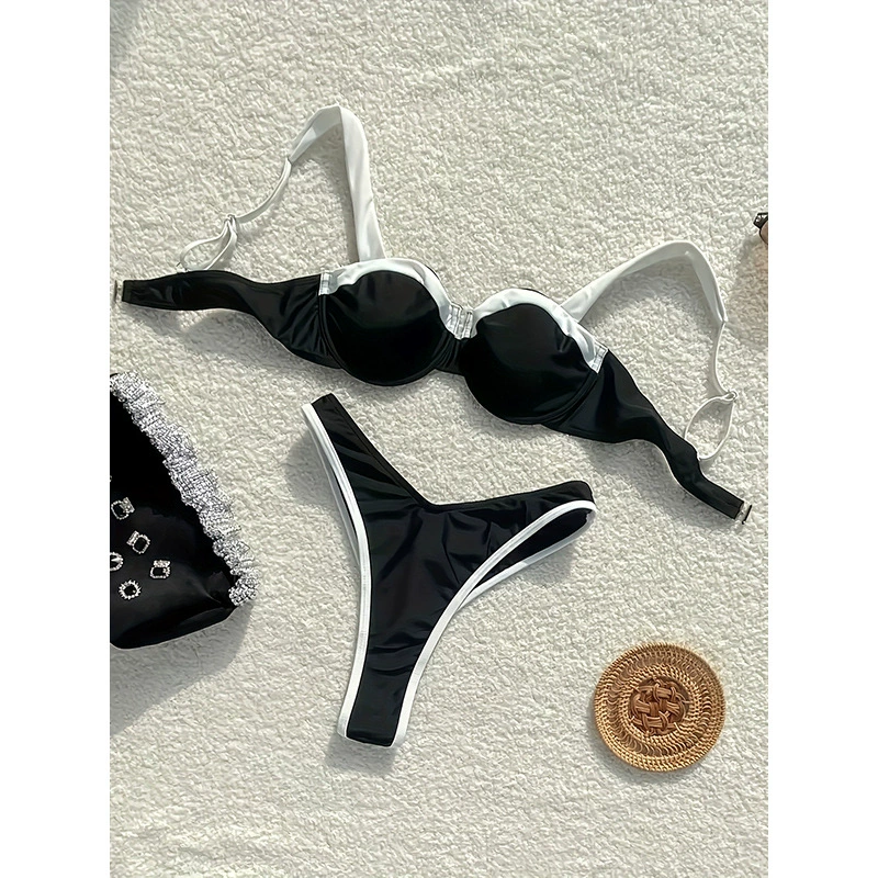 Two-Piece Underwire Bikini Set with High-Cut Briefs view 5