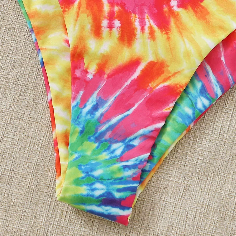 Two-Piece Bandeau Bikini Set with Triangle Briefs view 3