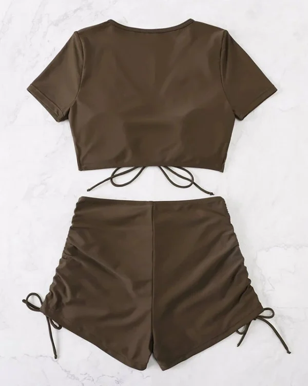 Traje de baño de dos piezas con manga corta, escote en V y cordón ajustable