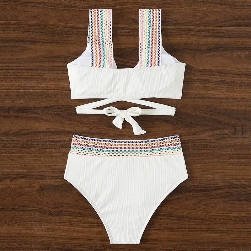 Two-Piece Bikini Set with V-Neck and High-Waist Bottom view 3