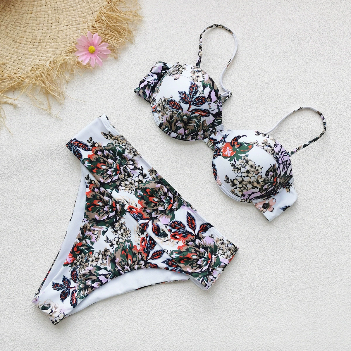 Two-Piece Bikini Set with Underwire Bra and High-Waisted Bottom