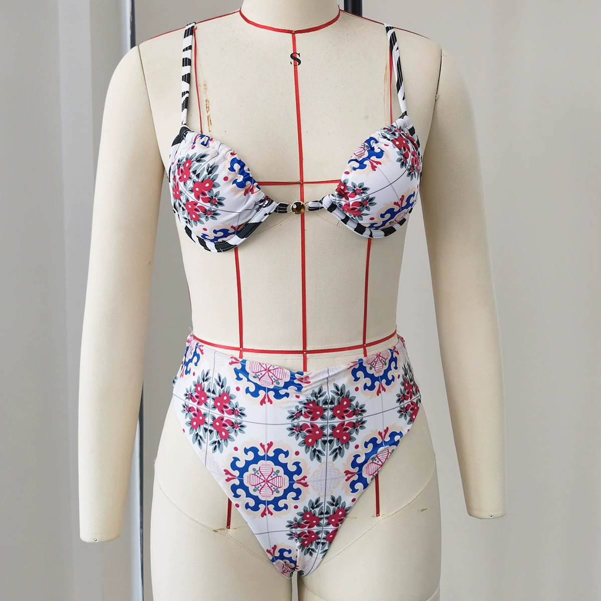 Two-Piece Bikini Set with Front Ring and High Waist Bottom