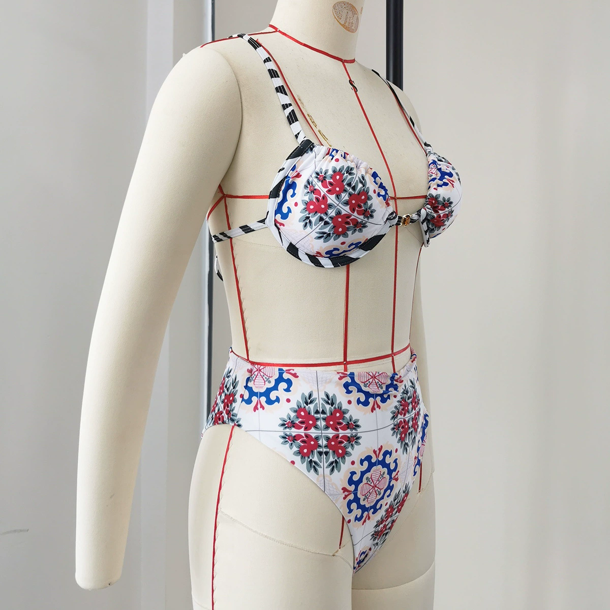 Two-Piece Bikini Set with Front Ring and High Waist Bottom view 3