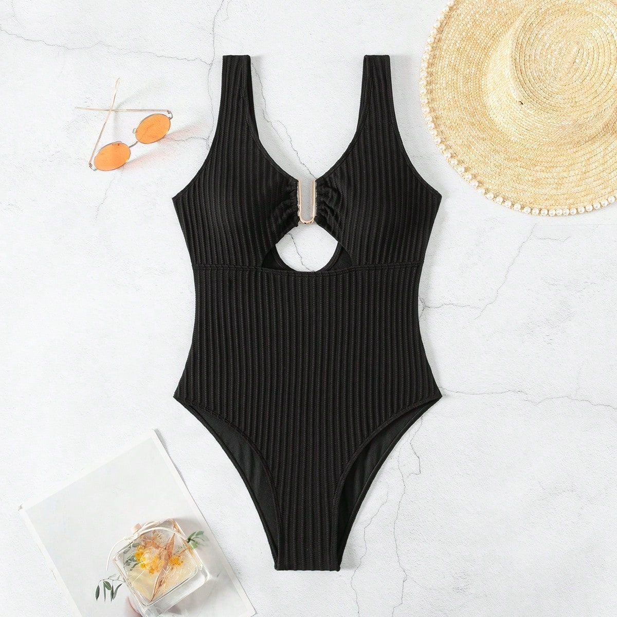 Black U-neck
