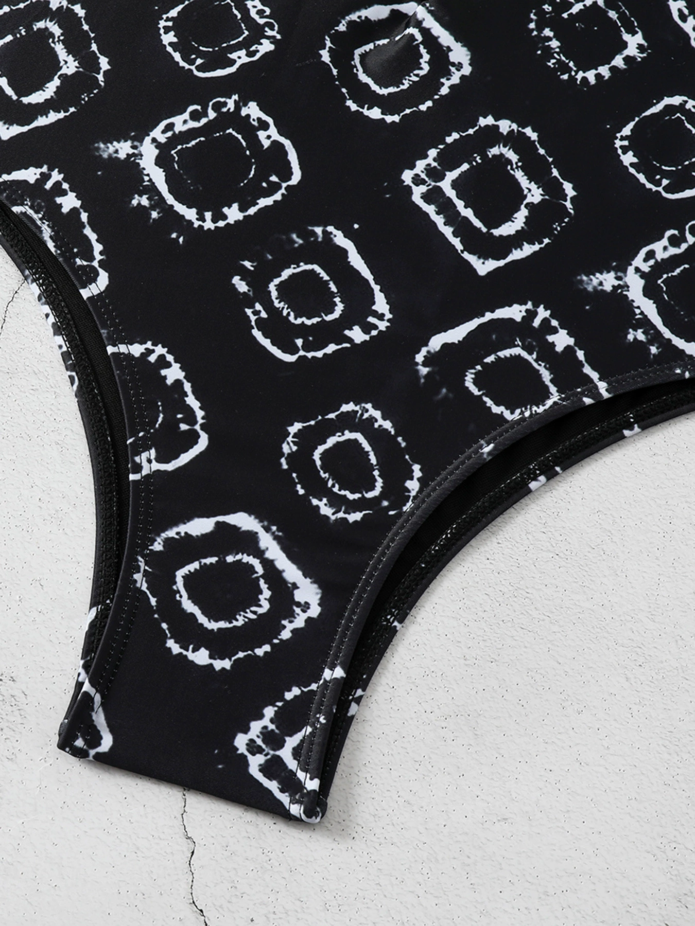 Long Sleeve One-Piece Swimsuit with Zipper and Cutout view 5