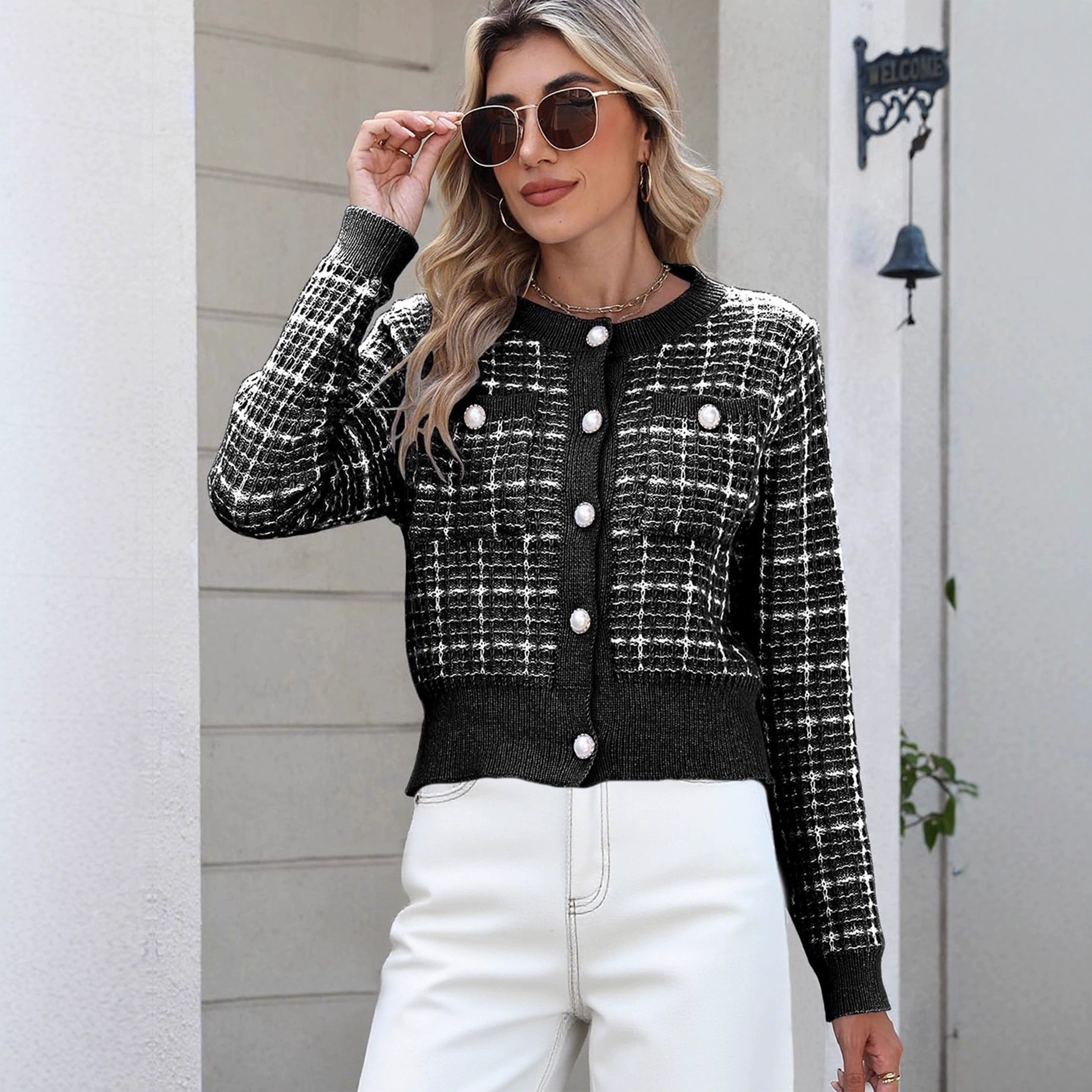 Women's Button-Front Cropped Cardigan with Chest Pockets view 3