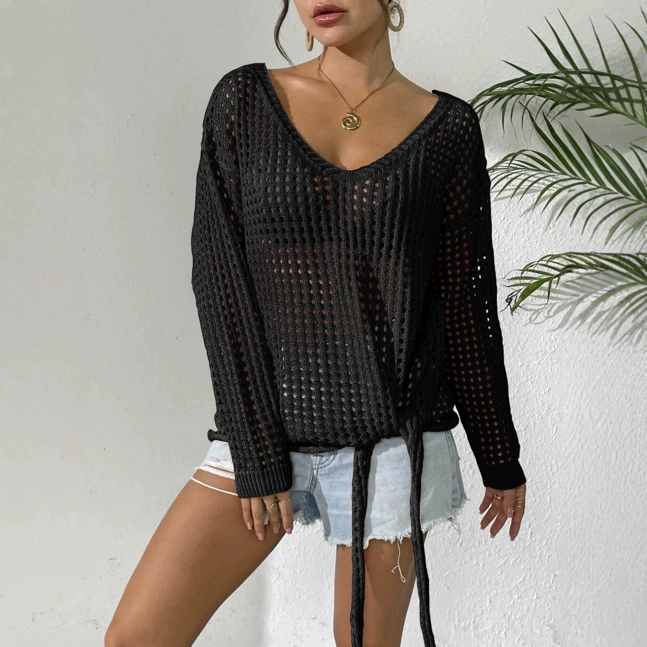 Women's V-Neck Tie-Front Long Sleeve Knit Pullover view 3