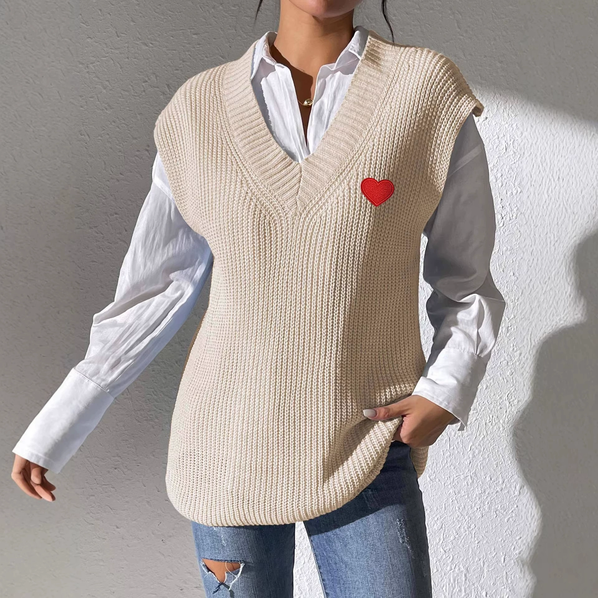 Women's V-Neck Vest view 3