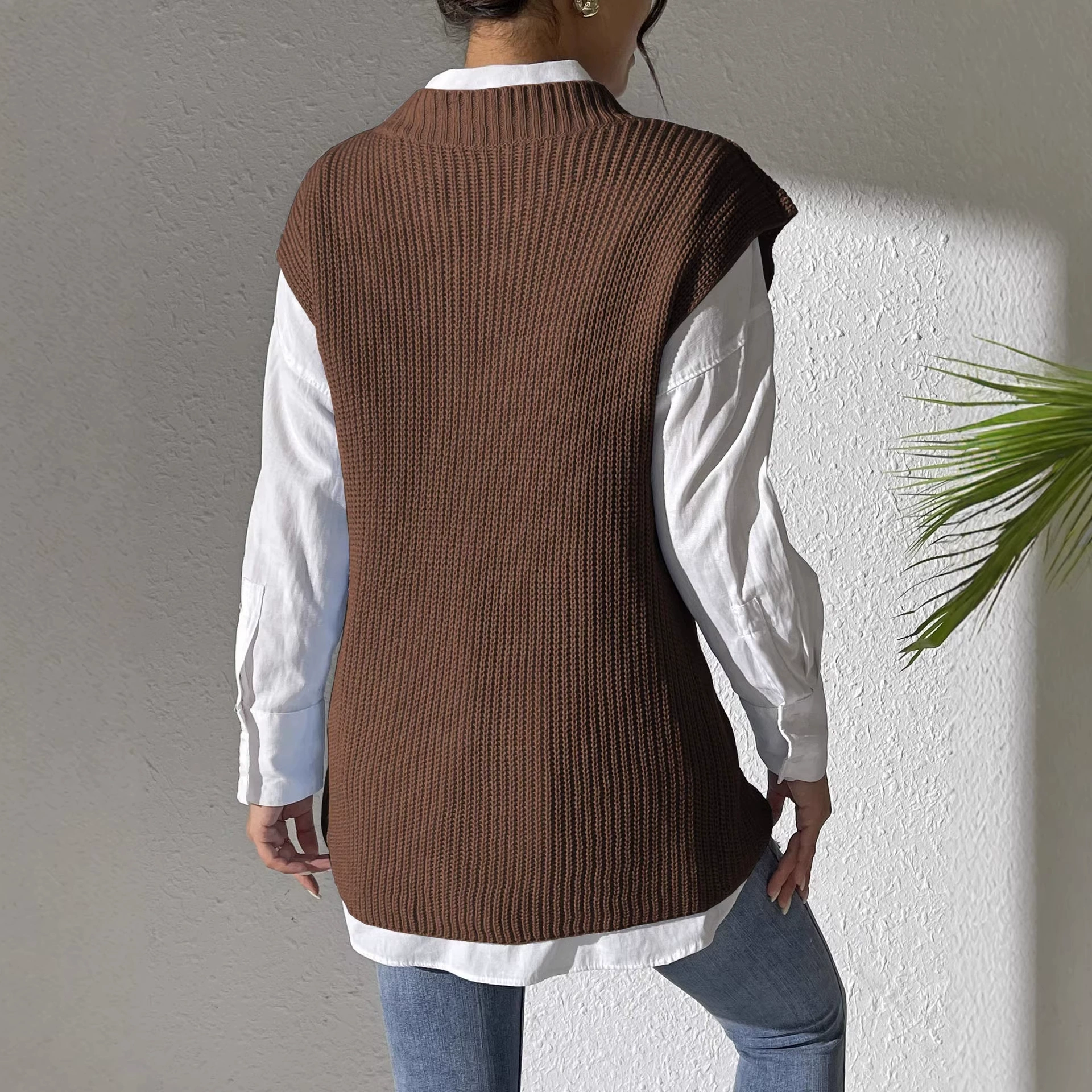 Women's V-Neck Vest view 5