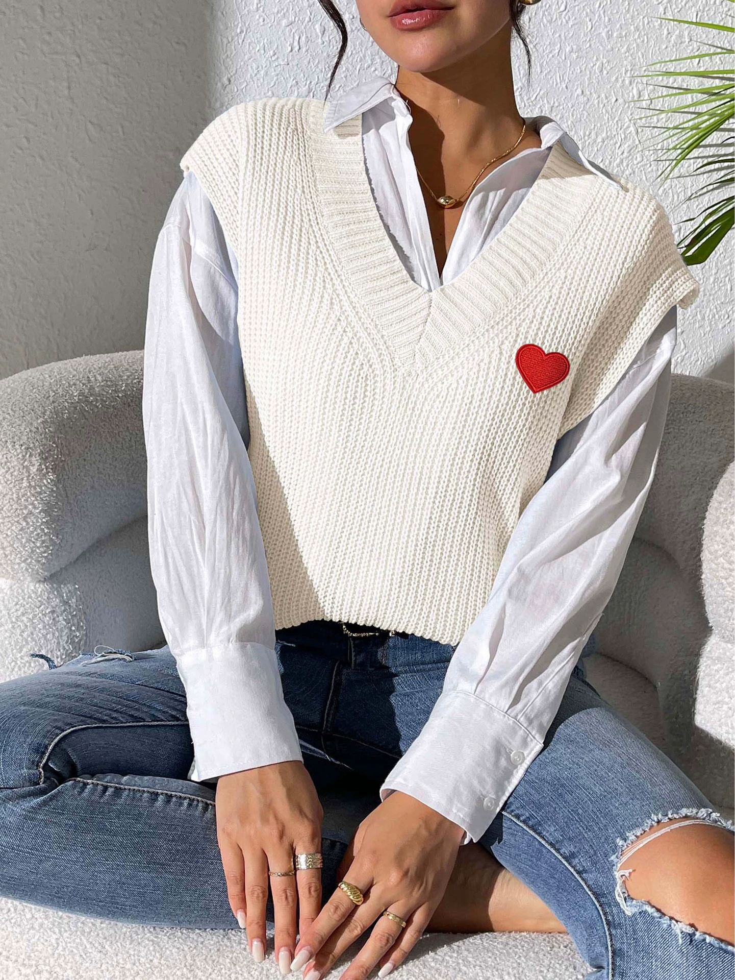 Women's V-Neck Vest view 6