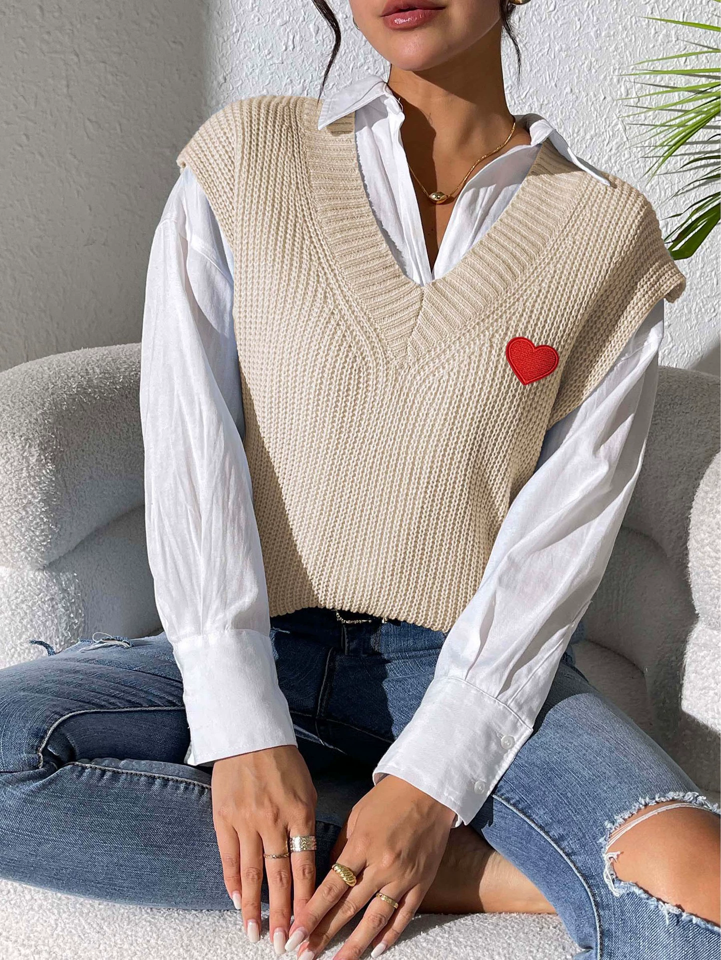 Women's V-Neck Vest view 7