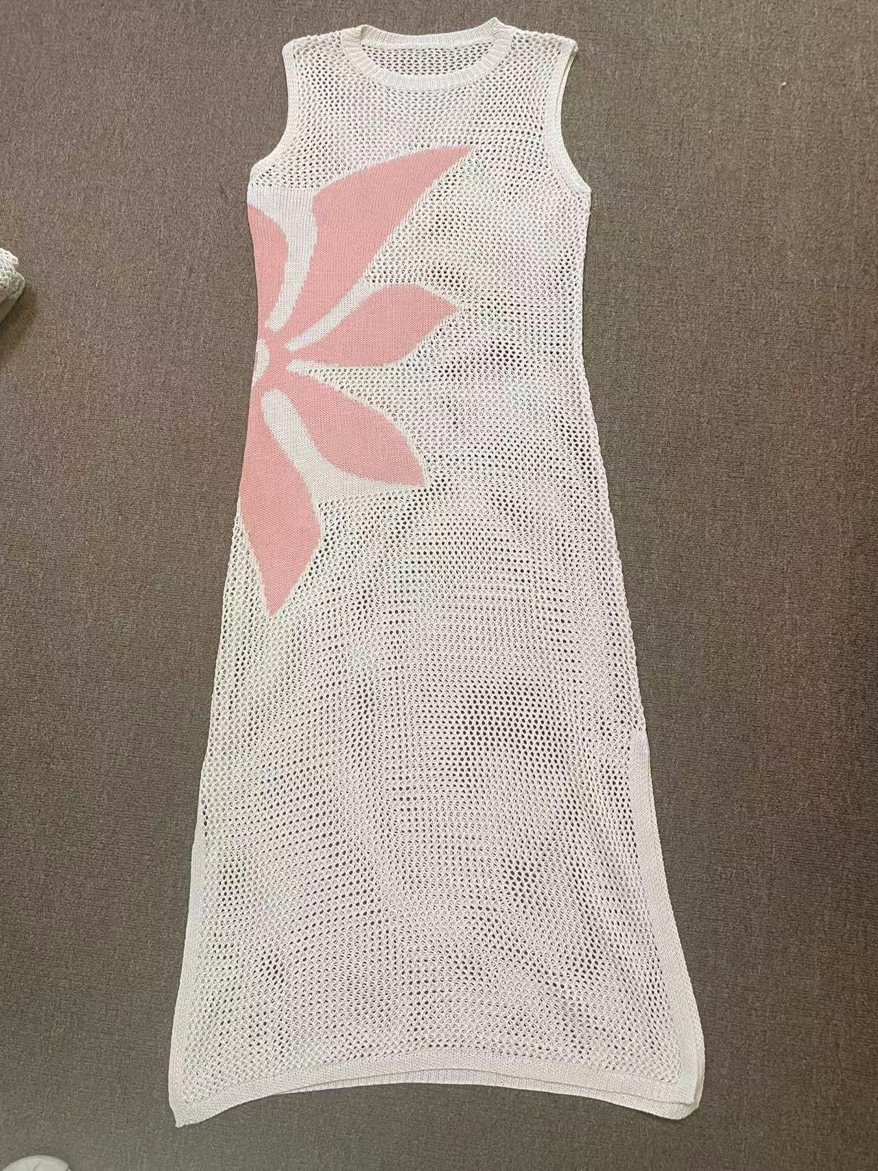 36 Off-white