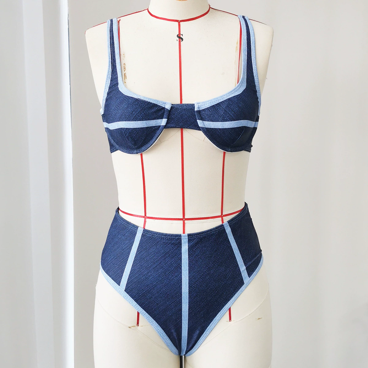 High-Waisted Underwire Bikini Set with Halter Straps view 4