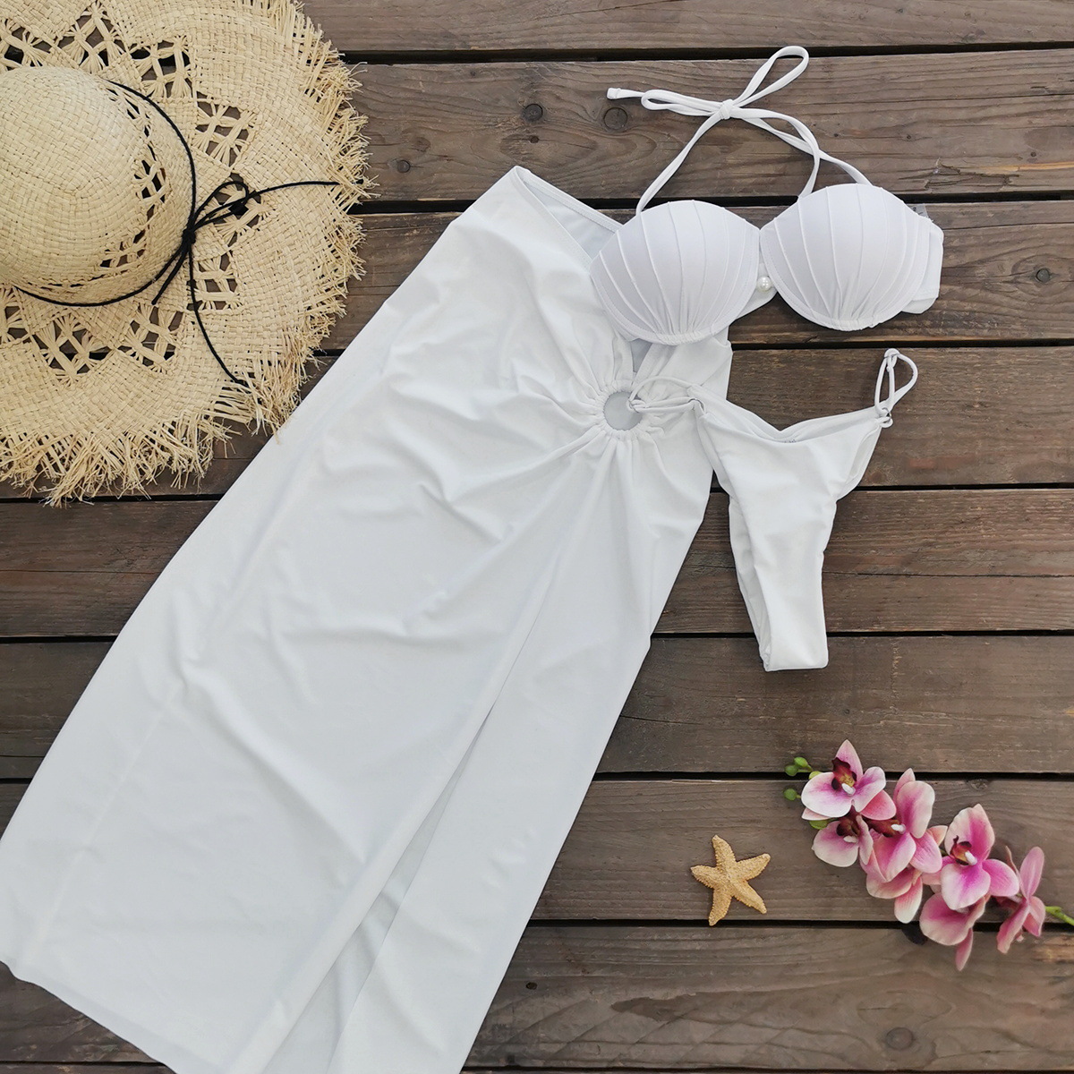Women's Shell-Shaped Bandeau Bikini Three-Piece Set with Skirt view 4