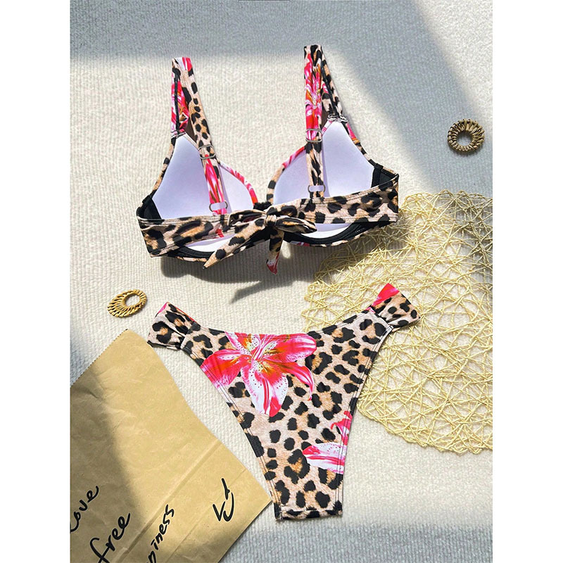 Twist Front Underwire Bikini Set view 11