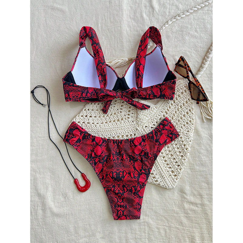 Twist Front Underwire Bikini Set view 20