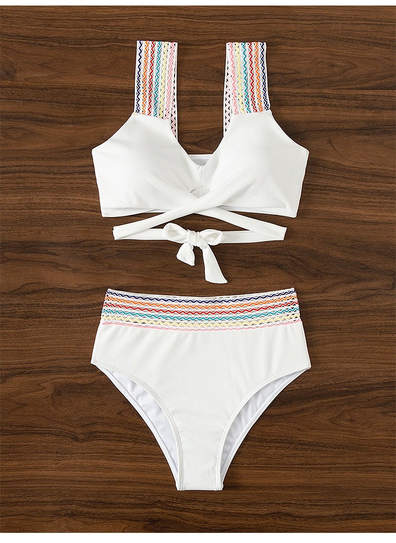 Two-Piece Bikini Set with V-Neck and High-Waist Bottom