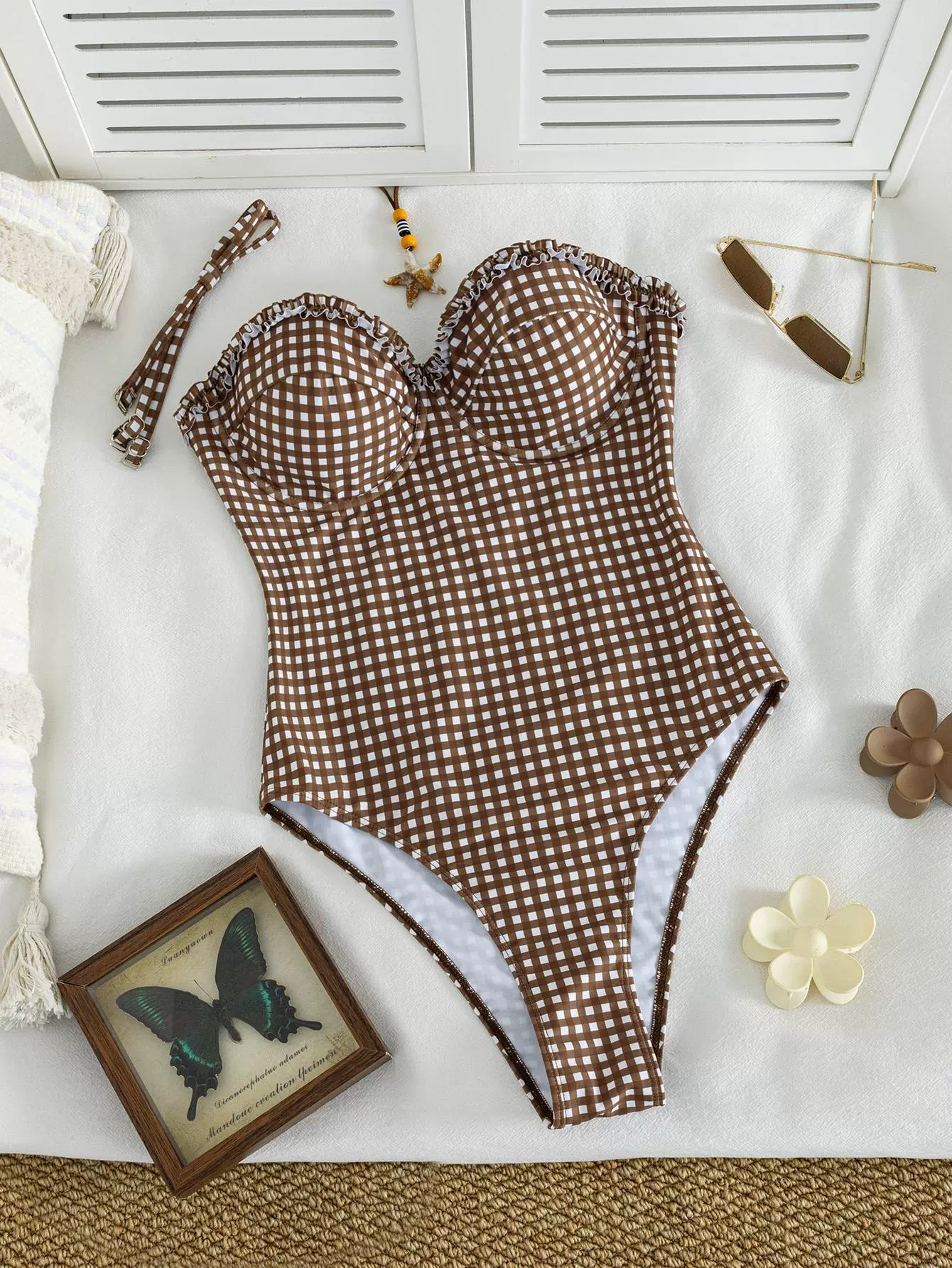 Ruffled Underwired Strapless One-Piece Swimsuit with Detachable Straps view 3