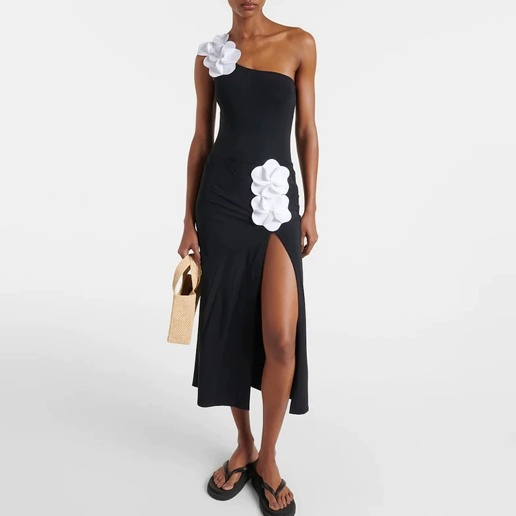 Three-Dimensional Appliqué Bandeau One-Piece Swimsuit and Cover-Up Set view 4